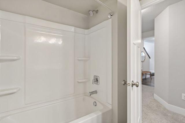 1365 SE Parkview Crossing Drive, Waukee, IA 50263