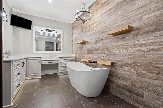 9501 Ben Hamilton Road, Theodore, AL 36582