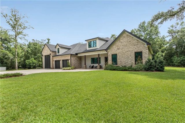 9501 Ben Hamilton Road, Theodore, AL 36582