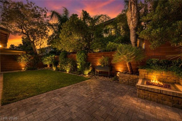 10501 Winter Grass Drive, Las Vegas, NV 89135