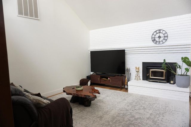 8320 Niessen Way, Fair Oaks, CA 95628