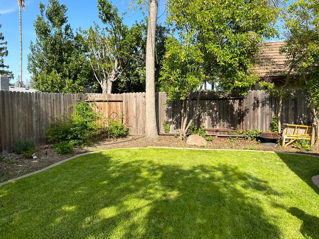 8320 Niessen Way, Fair Oaks, CA 95628