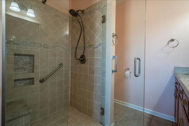 158 Big Springs Rd, Lawrenceburg, TN 38464