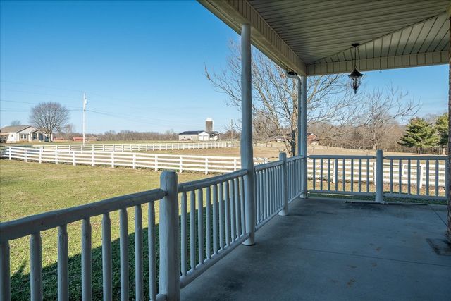 158 Big Springs Rd, Lawrenceburg, TN 38464
