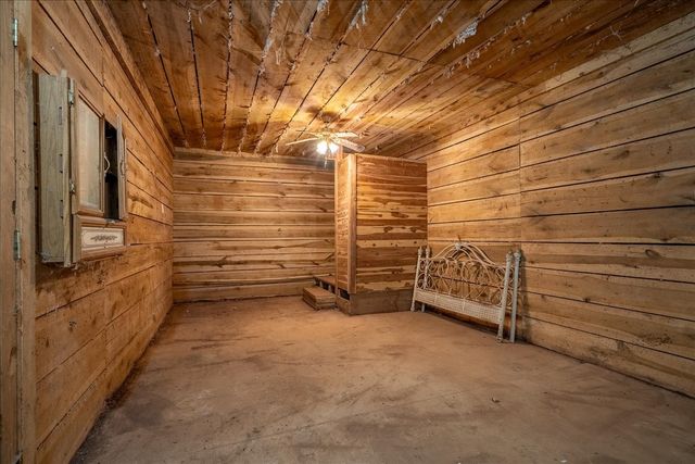 158 Big Springs Rd, Lawrenceburg, TN 38464