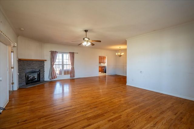 158 Big Springs Rd, Lawrenceburg, TN 38464