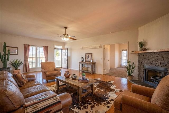 158 Big Springs Rd, Lawrenceburg, TN 38464