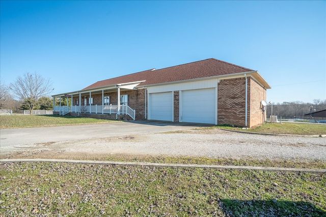 158 Big Springs Rd, Lawrenceburg, TN 38464