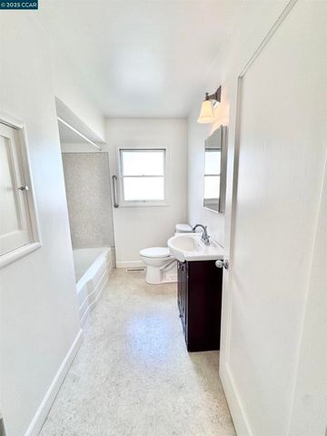 1834 Venice Dr, Concord, CA 94519