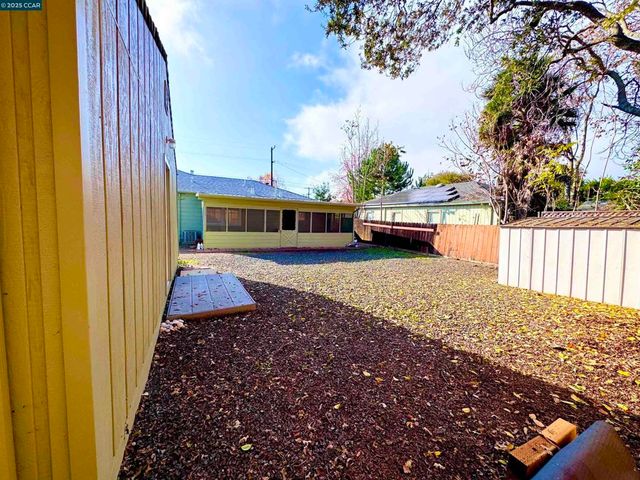 1834 Venice Dr, Concord, CA 94519