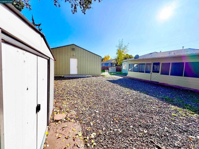 1834 Venice Dr, Concord, CA 94519