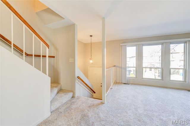 2316 Driftwood Place, St Louis, MO 63146