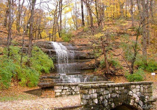 2316 Driftwood Place, St Louis, MO 63146