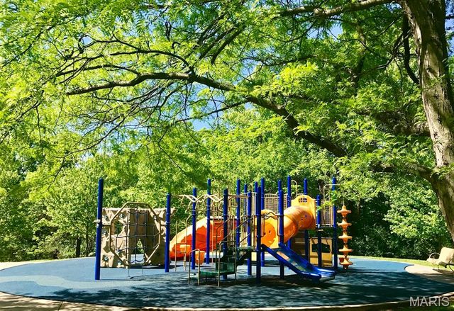 2316 Driftwood Place, St Louis, MO 63146