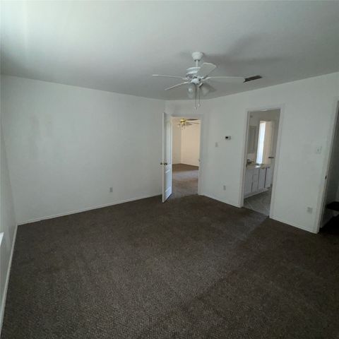1907 Lennox Lane, Arlington, TX 76018