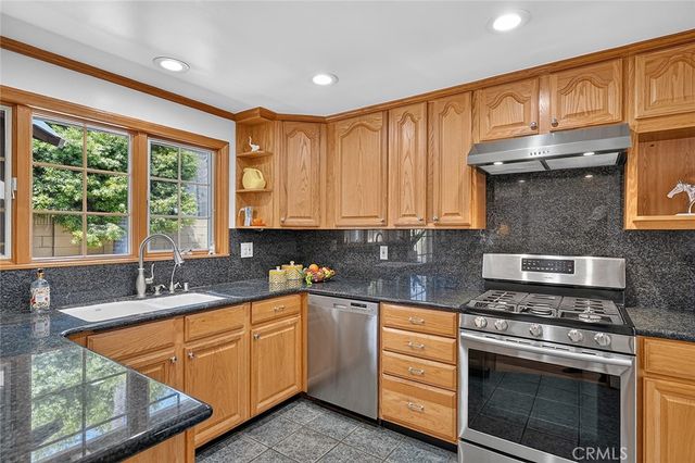 3541 Goldenrod, Seal Beach, CA 90740