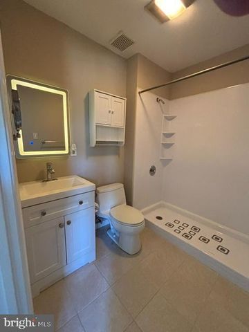 1051 BOLTON CT, Bensalem, PA 19020