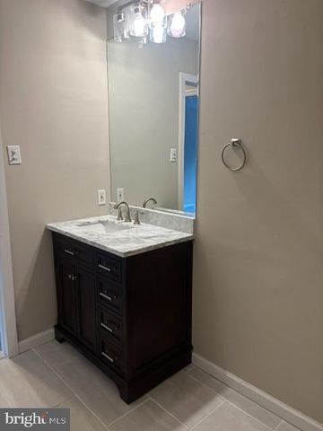 1051 BOLTON CT, Bensalem, PA 19020