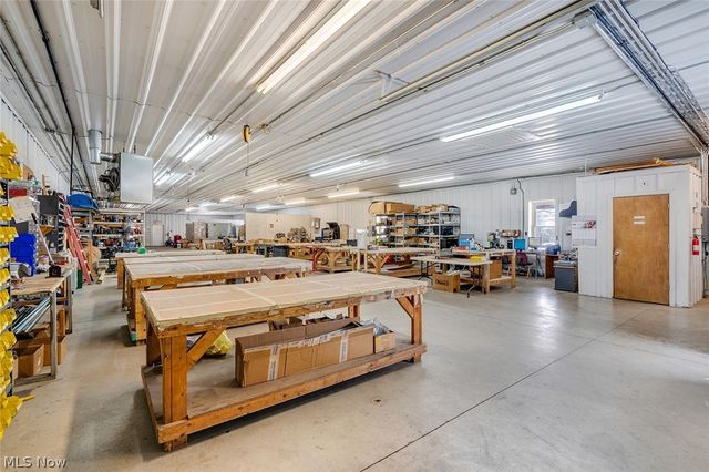 10725 Struthers Road, New Middletown, OH 44442