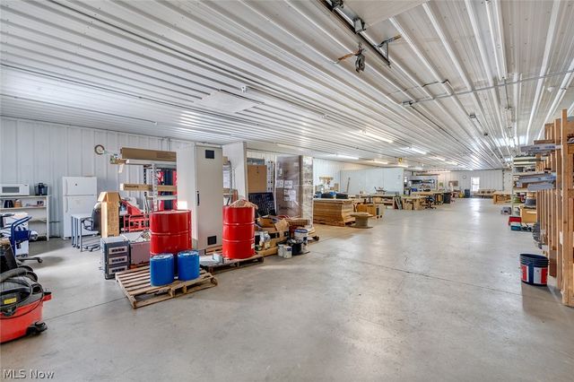 10725 Struthers Road, New Middletown, OH 44442