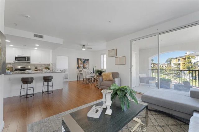 2380 Scholarship, Irvine, CA 92612