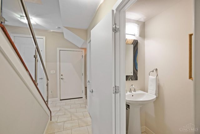 502 Baum Street, Cincinnati, OH 45202