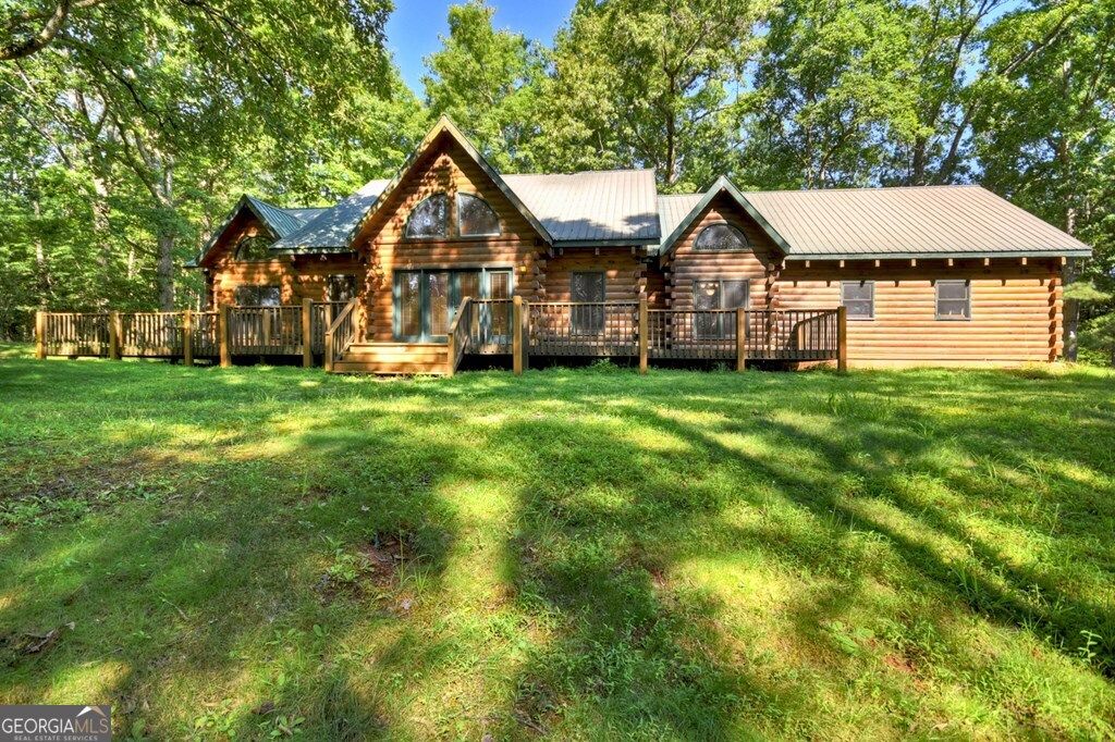 45 Wolf Creek Mountain Rd, Mineral Bluff, GA 30559