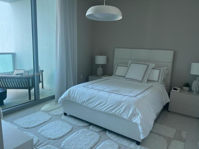 900 Biscayne Blvd 3908, Miami, FL 33132