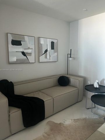 900 Biscayne Blvd 3908, Miami, FL 33132