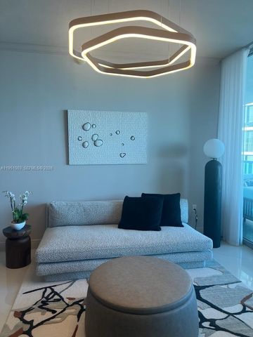 900 Biscayne Blvd 3908, Miami, FL 33132