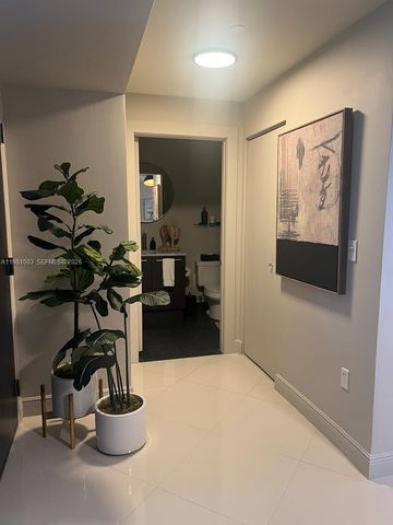 900 Biscayne Blvd 3908, Miami, FL 33132