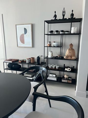 900 Biscayne Blvd 3908, Miami, FL 33132