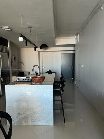 900 Biscayne Blvd 3908, Miami, FL 33132