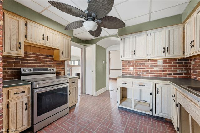 1212 Maryland Avenue SW, Canton, OH 44710