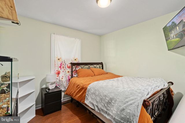 102 BREEZEWOOD DR, Fredericksburg, VA 22407