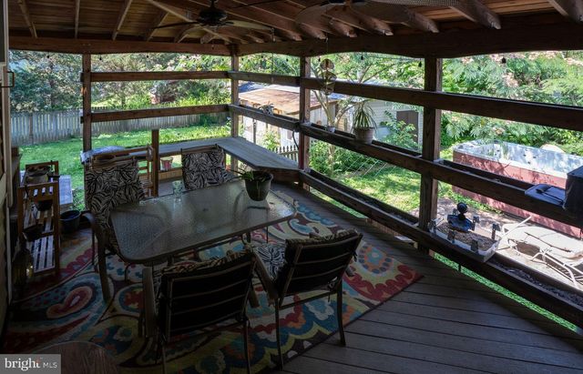 102 BREEZEWOOD DR, Fredericksburg, VA 22407