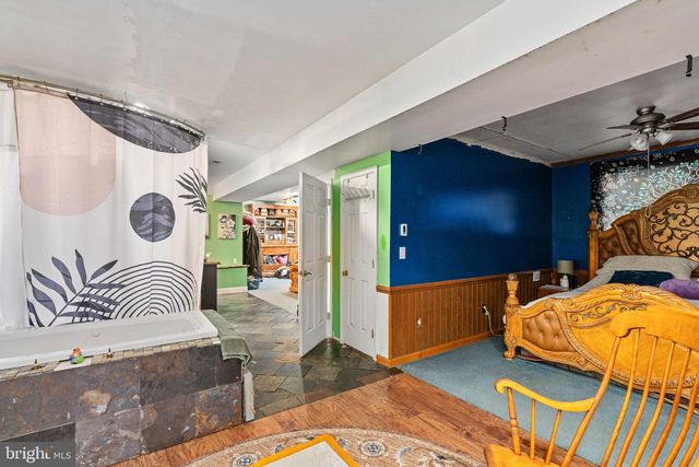 102 BREEZEWOOD DR, Fredericksburg, VA 22407