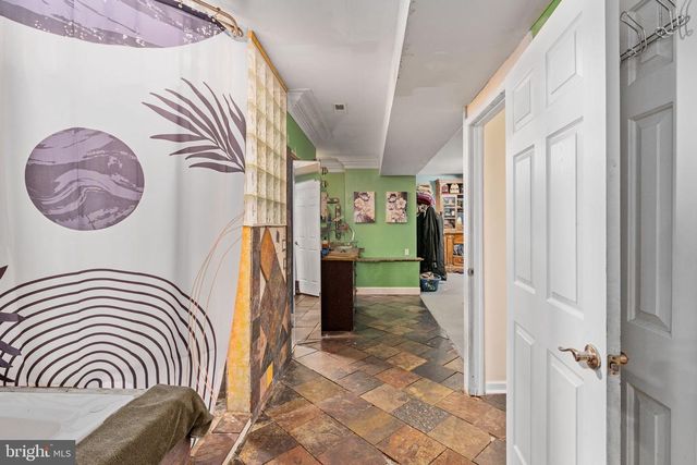 102 BREEZEWOOD DR, Fredericksburg, VA 22407