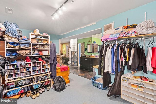 102 BREEZEWOOD DR, Fredericksburg, VA 22407