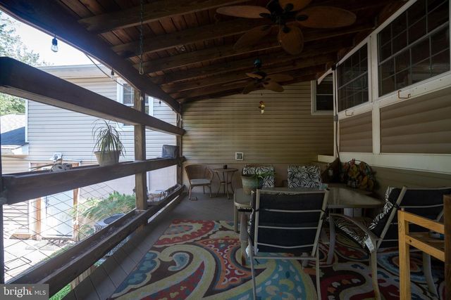 102 BREEZEWOOD DR, Fredericksburg, VA 22407