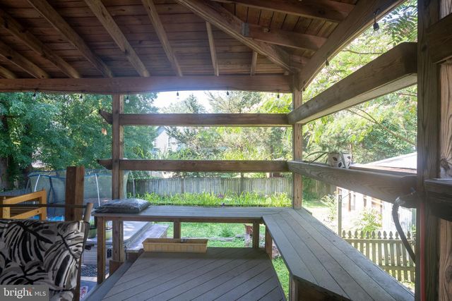 102 BREEZEWOOD DR, Fredericksburg, VA 22407