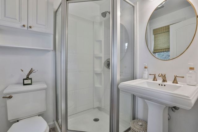 24 Brae Burn Rd, Milton, MA 02186