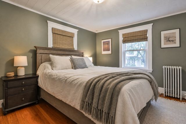 24 Brae Burn Rd, Milton, MA 02186