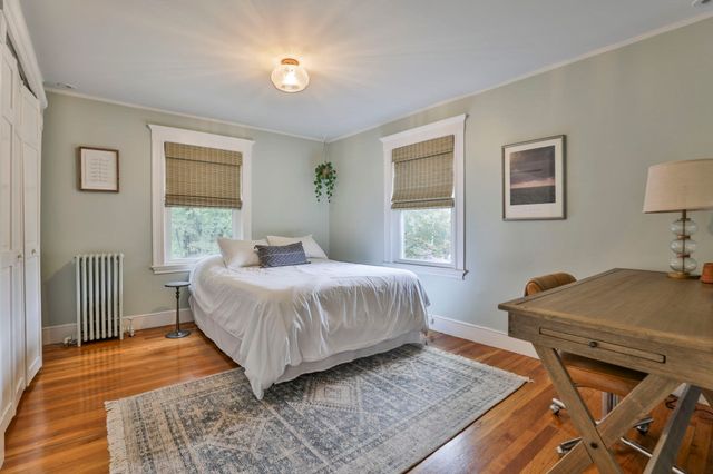24 Brae Burn Rd, Milton, MA 02186