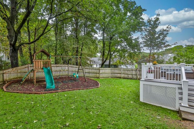 24 Brae Burn Rd, Milton, MA 02186