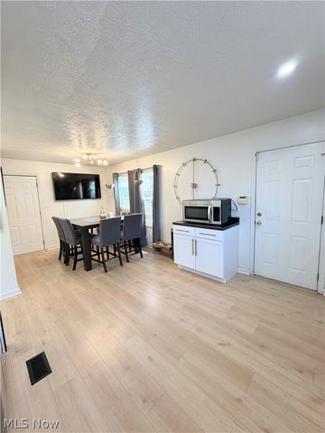 7712 Spafford Road, Cleveland, OH 44105