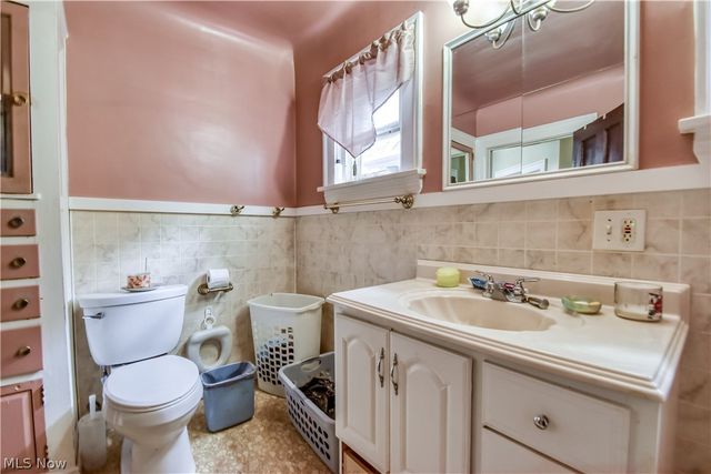 1854 Burnette Avenue, East Cleveland, OH 44112