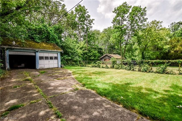 1854 Burnette Avenue, East Cleveland, OH 44112