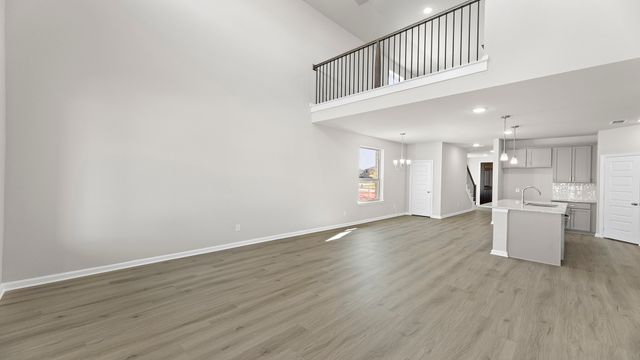 754 Hidden Feather Drive, Lavon, TX 75166