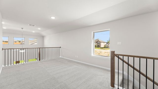 754 Hidden Feather Drive, Lavon, TX 75166